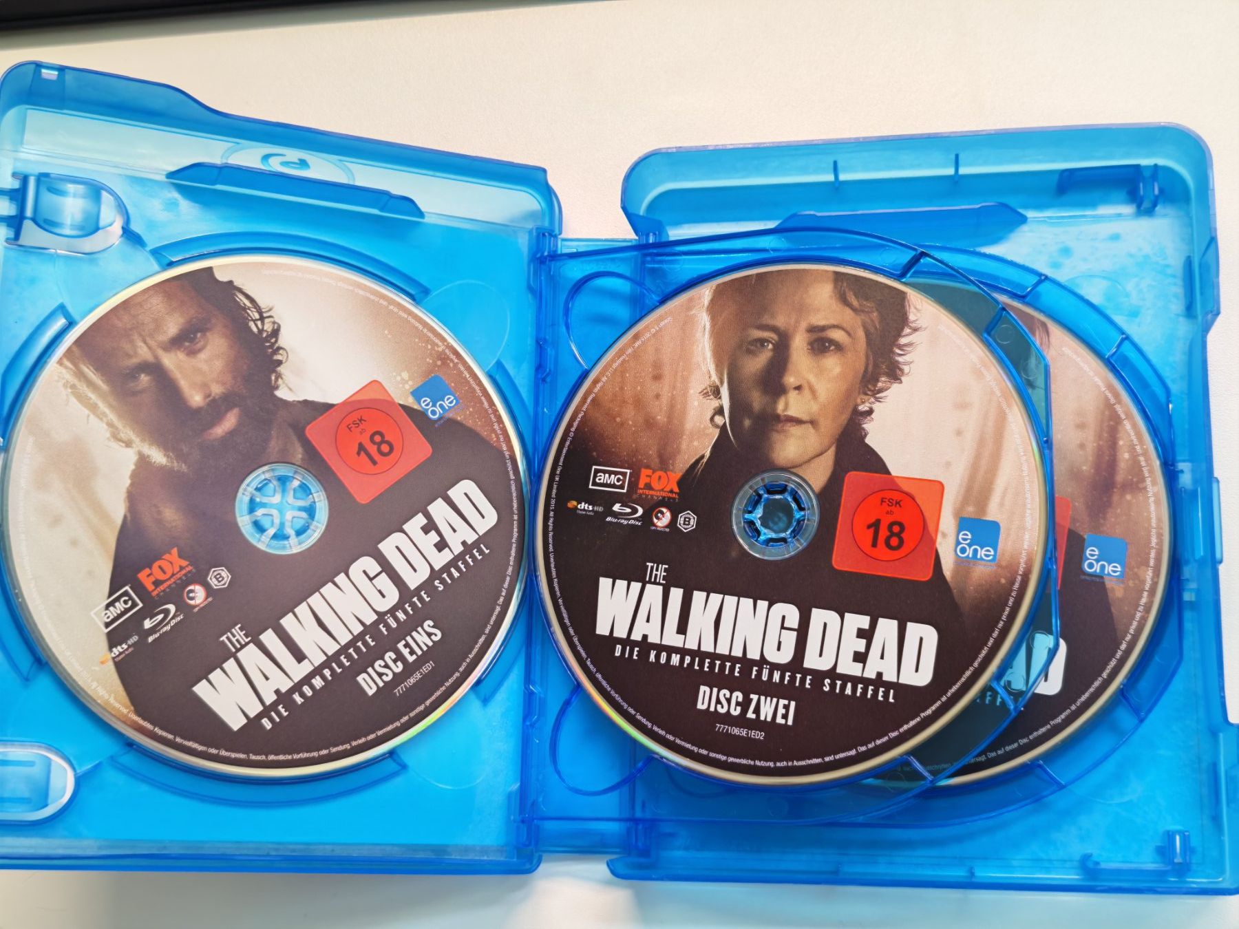 Tutti i DVDs: The Walking Dead Staffel 5 - UNCUT – Usato da Liestal venduto da Kratzilla 1