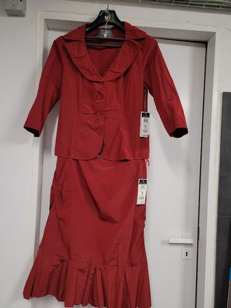 Vera Mont Kostüm Gr. 42 Rot Neu