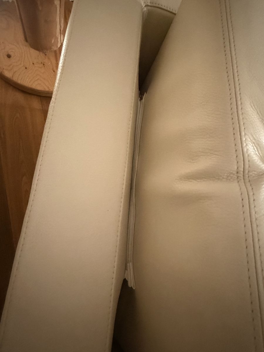 Poltrone: Ledersessel weiss mit Metallgestell  – Usato da Magden venduto da SCO13 4