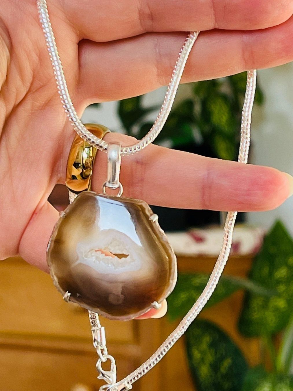 Ketten: NATURAL Solar Quartz Druzy Gems collier – Neu und originalverpackt aus Genève von AGBERG 7