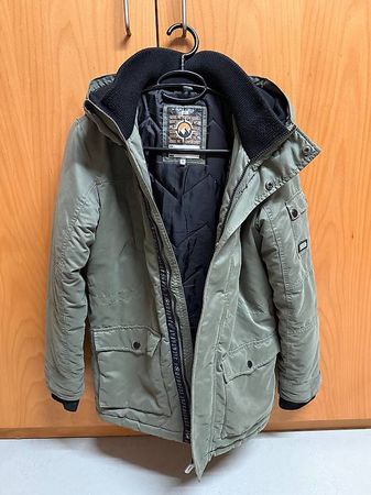 Winter- oder Übergangsjacke, olive, Gr. 158/164