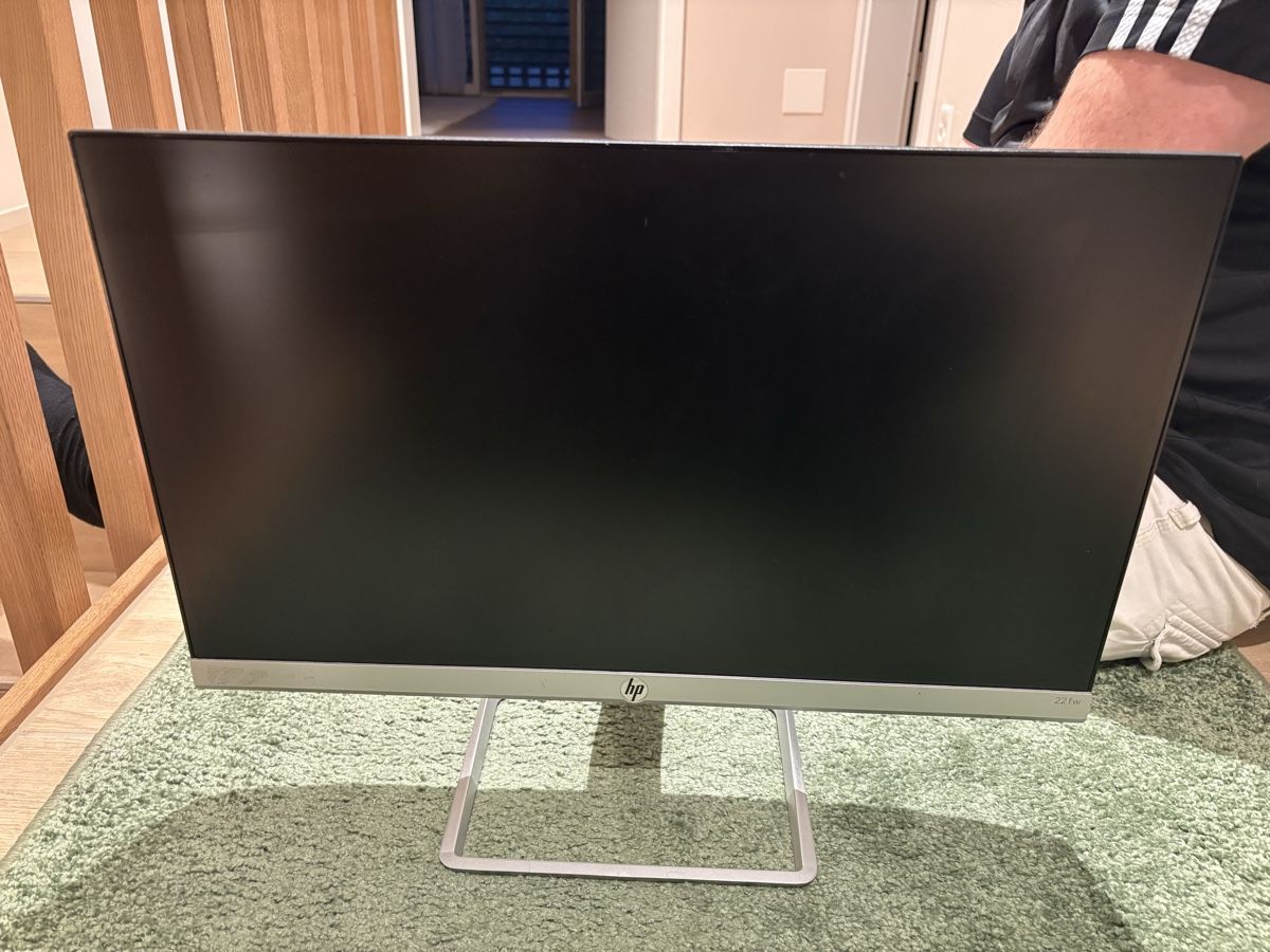 Monitor: HP Bildschirm 21.5 Inch – Usato da Kappelen venduto da a_robert87