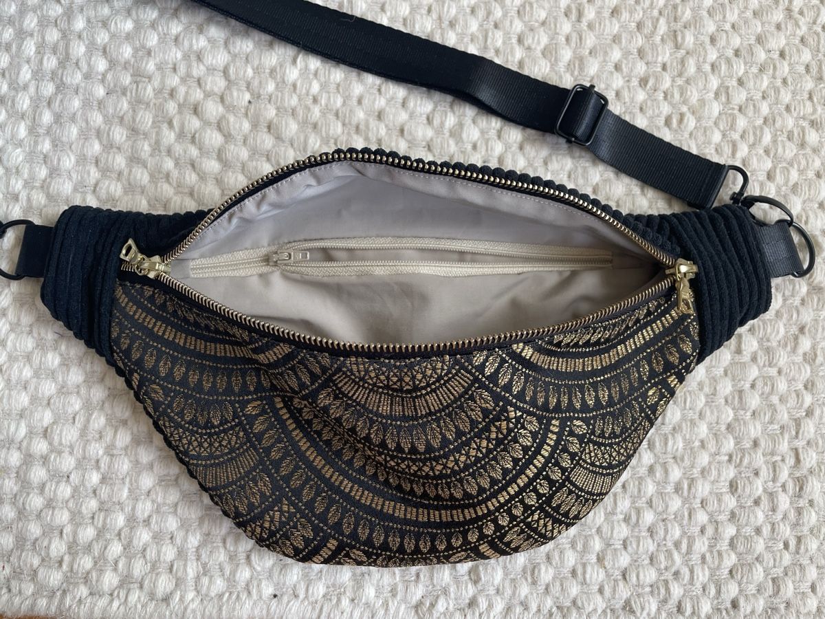 Borse da donna: Handmade Boho Bauchtasche – Cord & Goldmuster – Nuovo e nell'imballaggio originale da Kriens venduto da p_ART_rizia 3