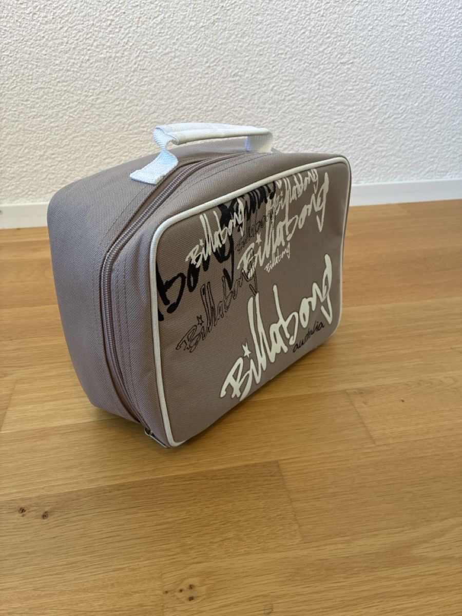 Kosmetikkoffer: Necessaire Billabong – Gebraucht aus Birmenstorf AG von Midget0 1