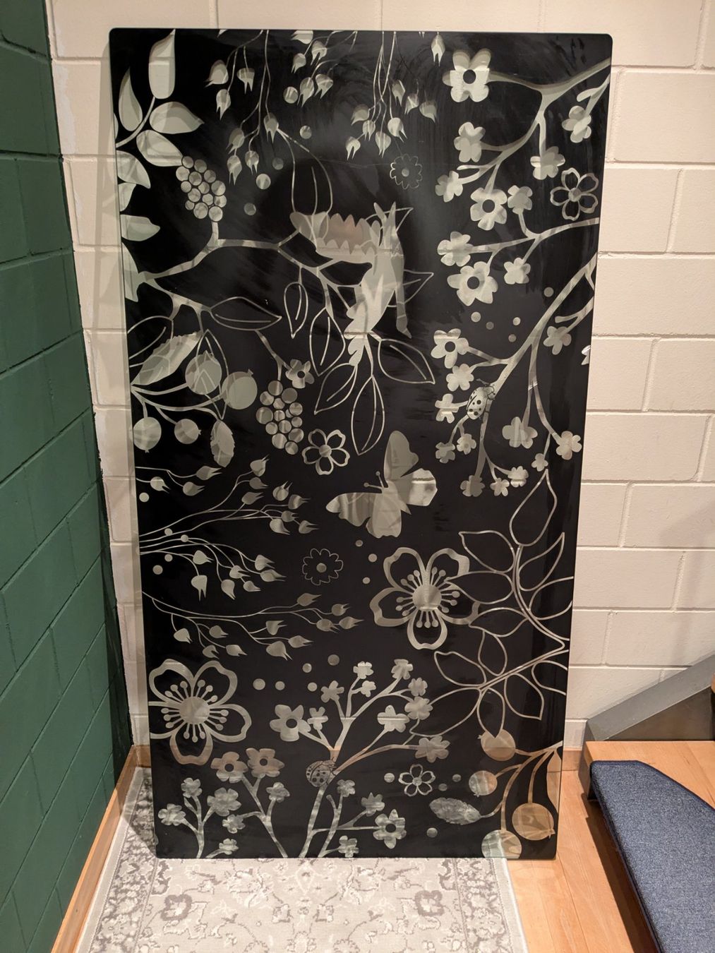 Piatti di portata: Schwarze Glasplatte mit Muster, 150x80cm – Usato da Bänk (Dägerlen) venduto da ste_9ldb