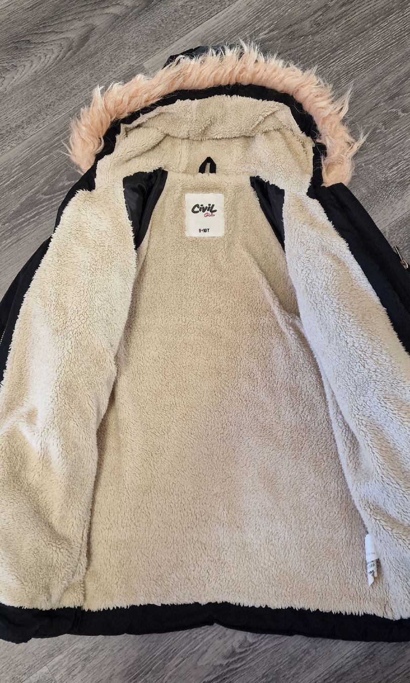 Giacche & Cappotti: Winterjacke Mädchen Gr.134/140 – Usato da Basel venduto da Lemonn 1