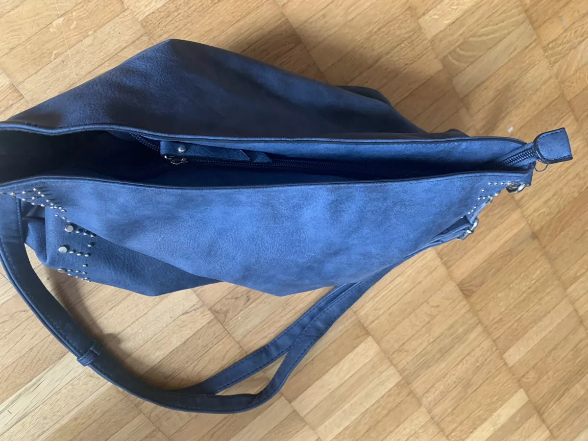 Borse da donna: Handtasche blau – Usato da Wetzikon ZH venduto da jol_6cb8 5