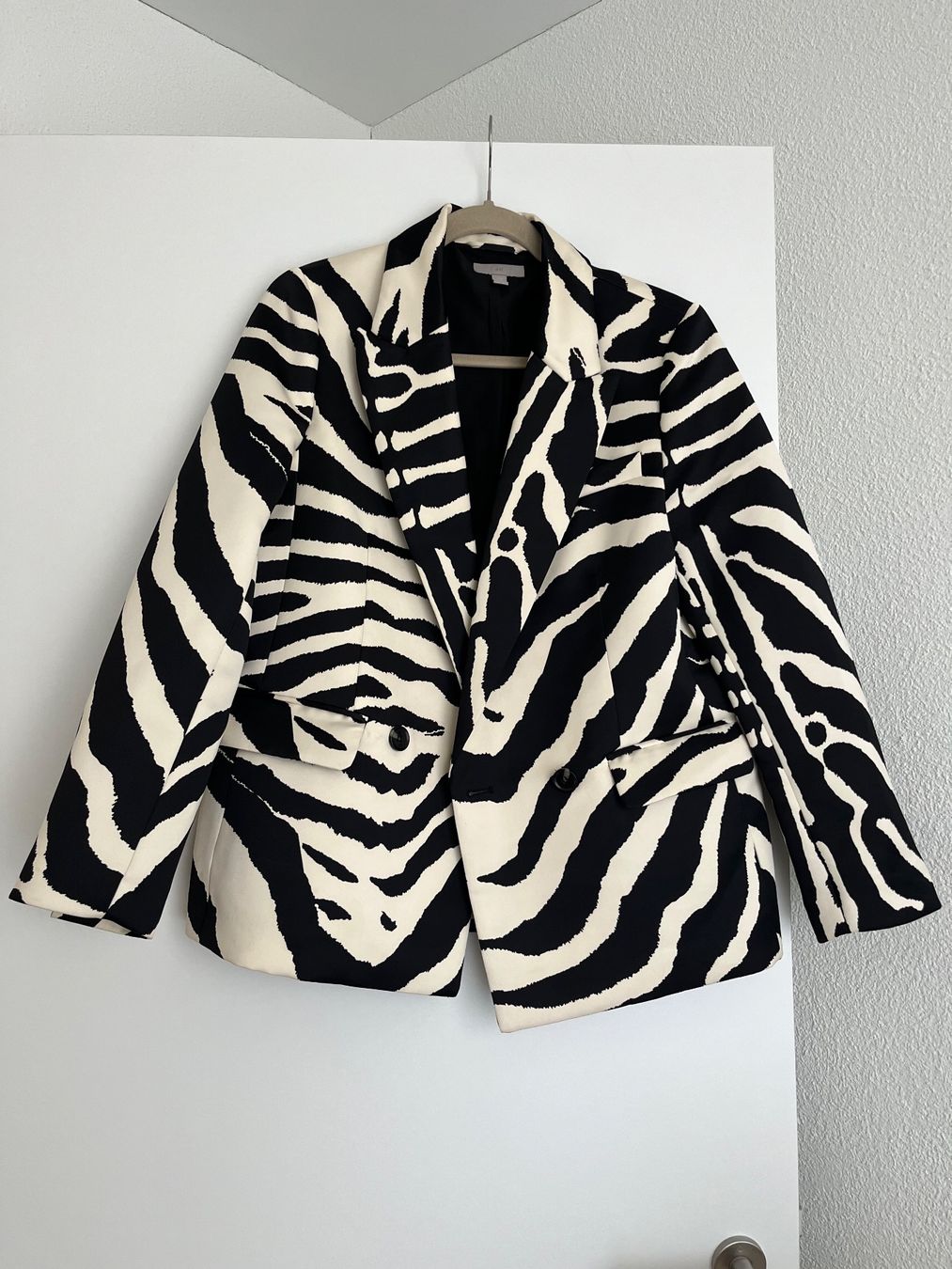 H&M Vestes: Taillierter Blazer H&M – D'occasion à Galgenen par eka_v87z