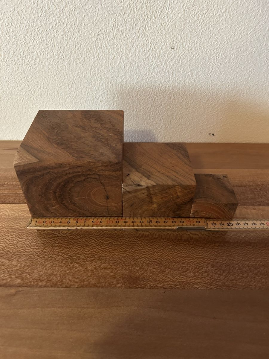 Articoli in legno: TEAK WÜRFELN KUBUS MASSIV – Nuovo (secondo la descrizione) da Bottmingen venduto da Surubi 2