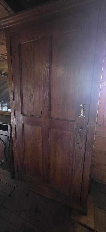 Armoires: Armoire – D'occasion à Saubraz par Caly0