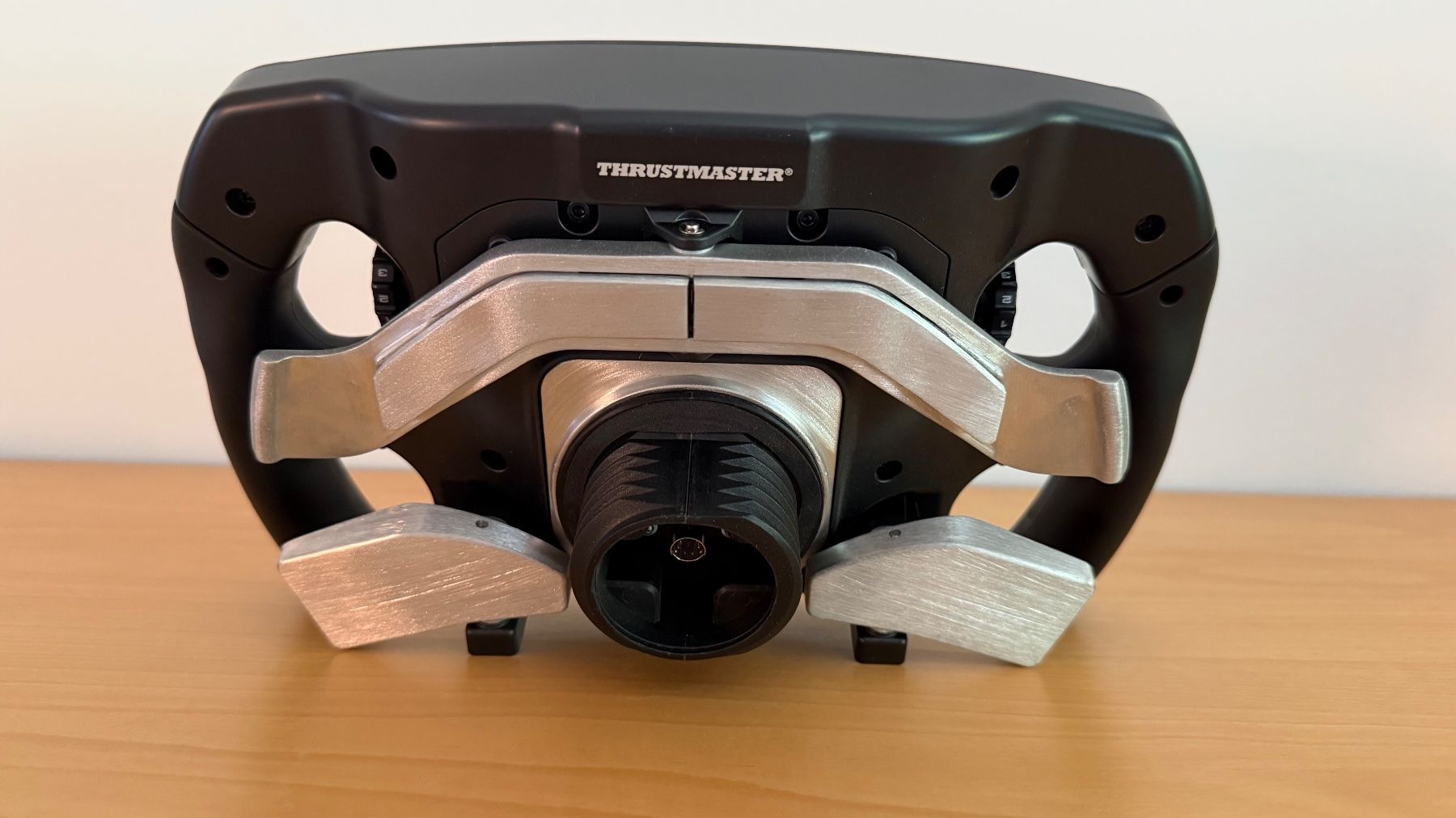 Thrustmaster Manettes: Thrustmaster Ferrari SF1000 Formula Edition – D'occasion à Chur par Nocturne_19 6