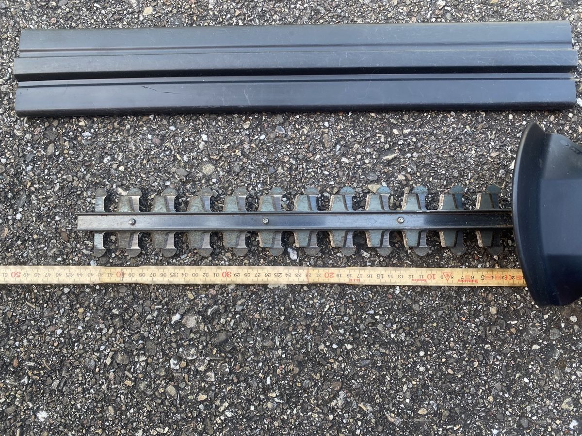 Tutti gli attrezzi: Ranchero AHS40 Heckenschere  – Usato da Breitenbach venduto da Picaflor71 1