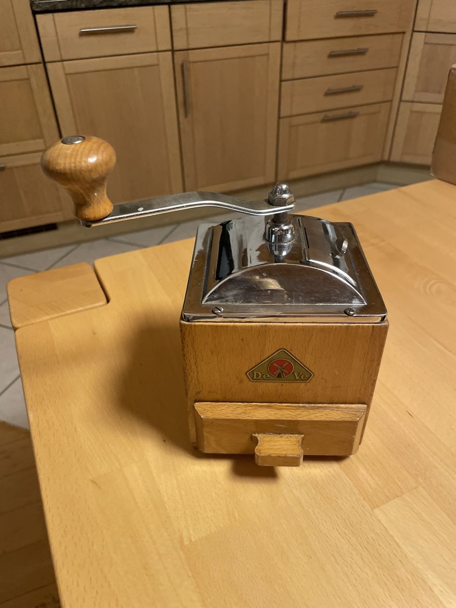 Elettrodomestici da cucina: DeVe Kaffeemühle – Usato da Römerswil LU venduto da Ivo771