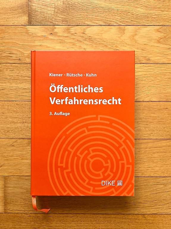 Libri: Öffentliches Verfahrensrecht – Usato da Luzern venduto da bia_7rhv