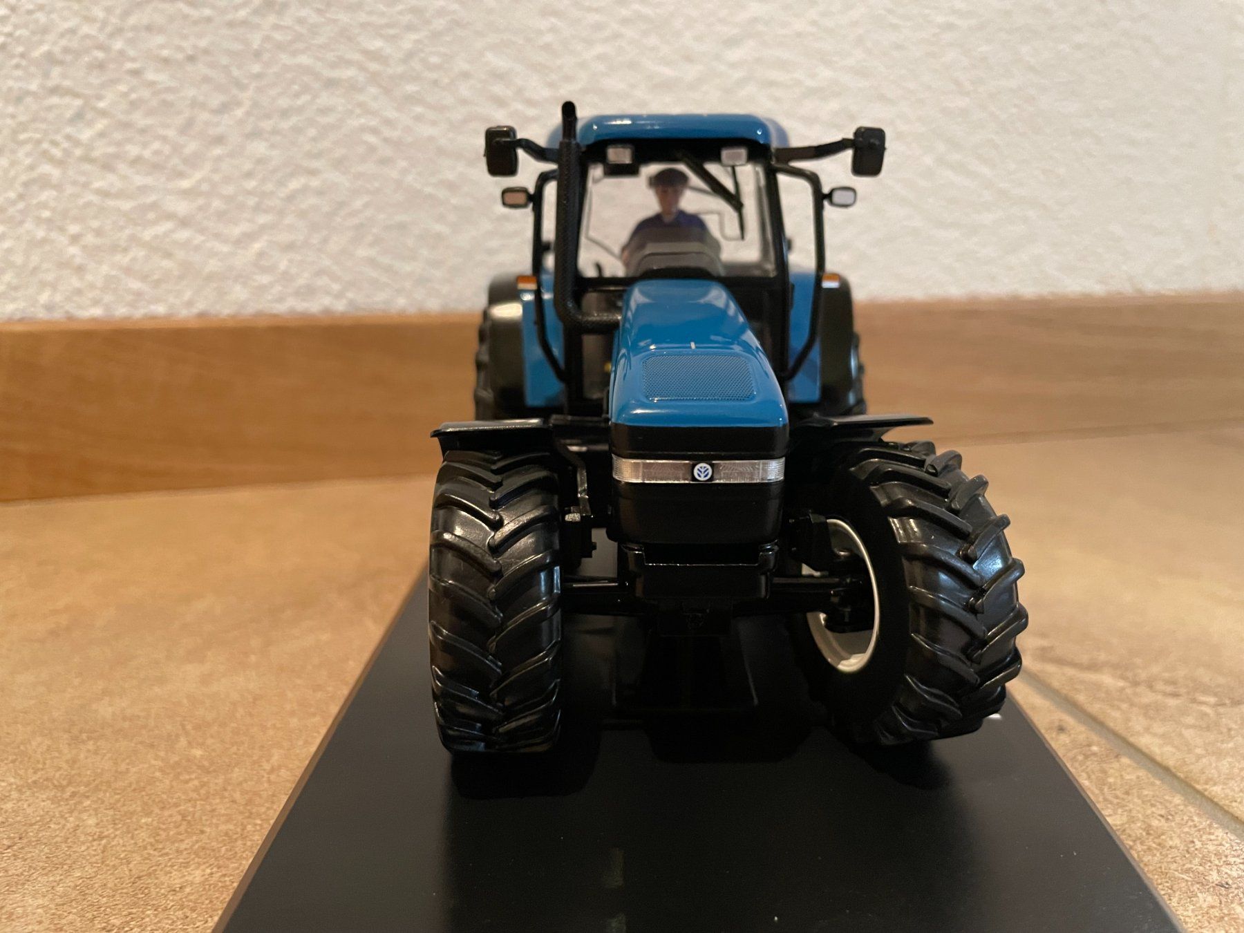 New Holland Trattori: New Holland TM 155 – Nuovo e nell'imballaggio originale da Kreuzlingen venduto da Stefan1150 1