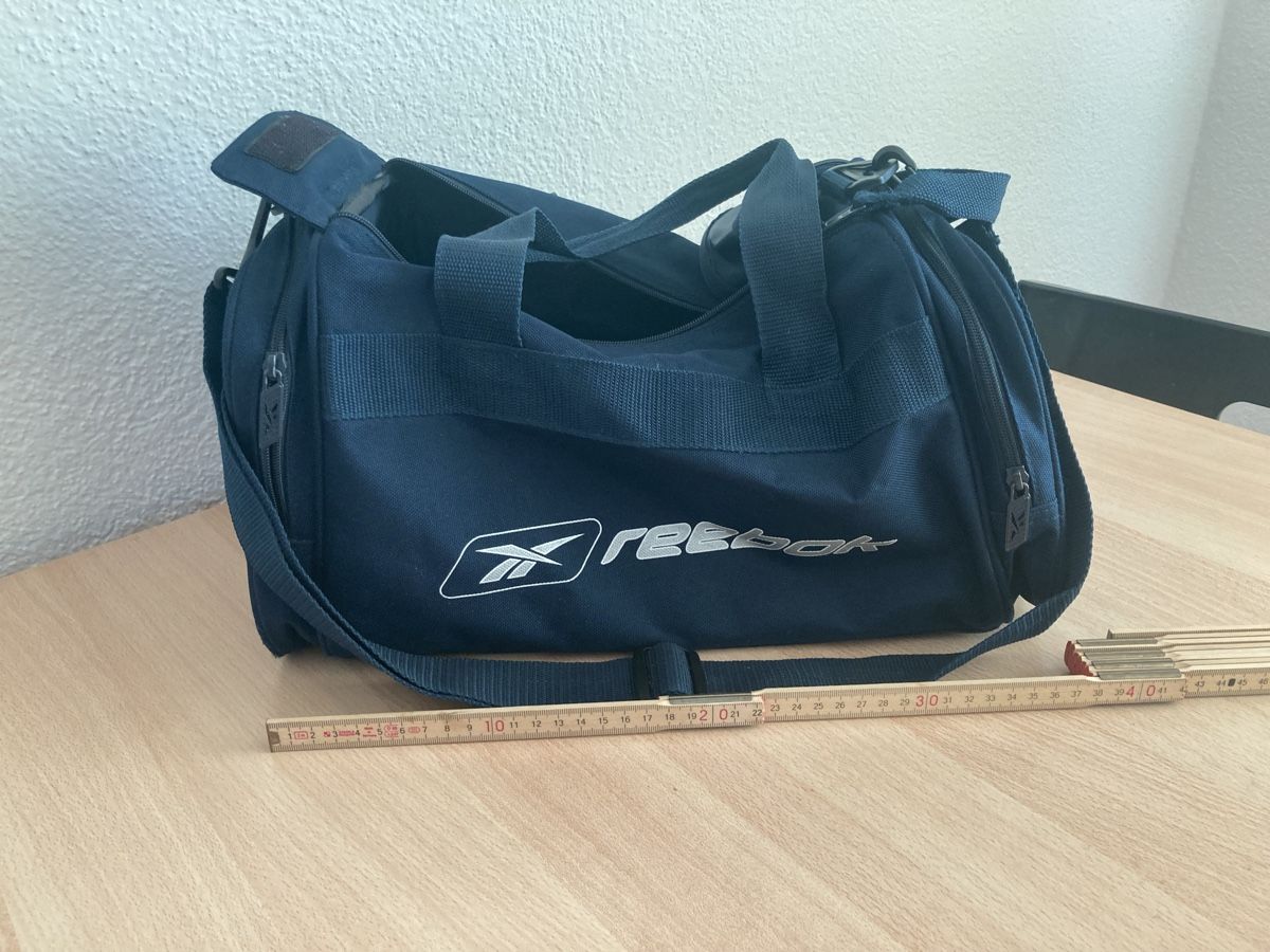 Reebok Taschen: Sporttasche – Gebraucht aus Bern von NAJAW85 1