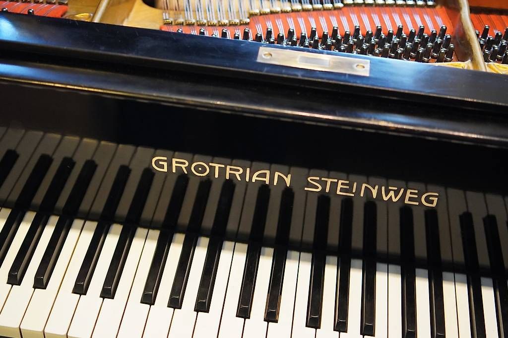 Strumenti musicali: Flügel Grotrian Steinweg 170 – Usato da Küttigen venduto da PianoSarbach 2