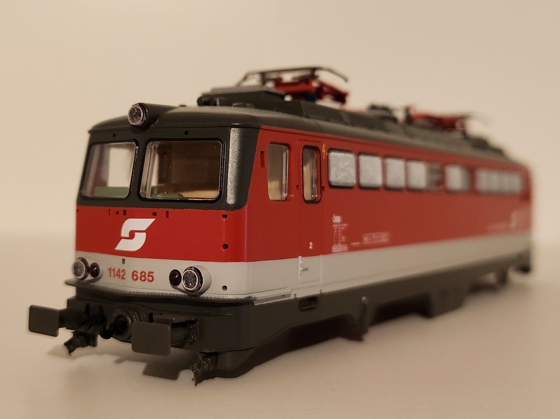 Roco Trains électriques: Roco ÖBB 1142 685 Lokgehäuse – Neuf (Voir description) à Wittenwil par ced_q8j7 5