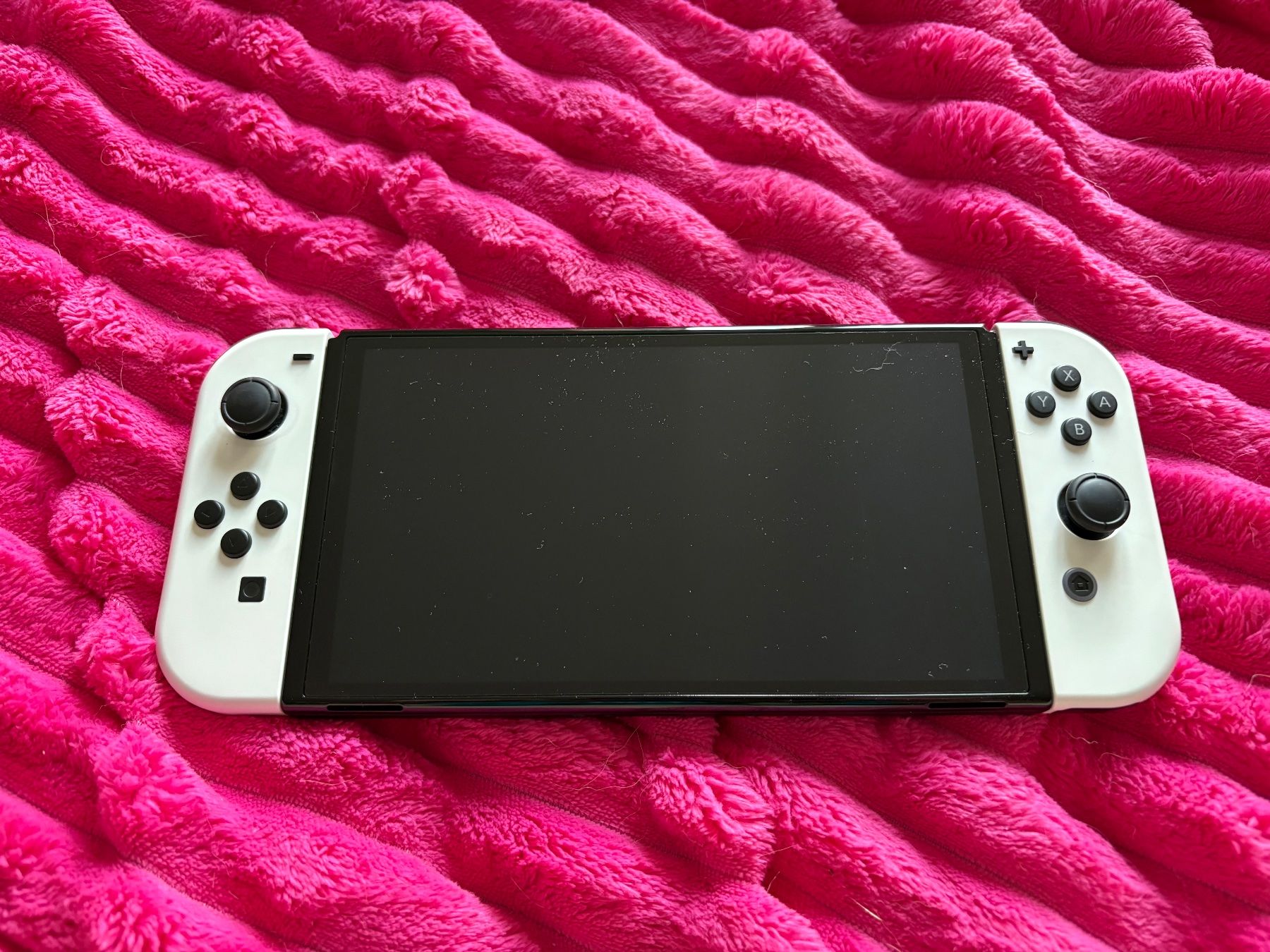 Nintendo Consoles: Nintendo Switch OLED – D'occasion à Fribourg par emm_bxs6