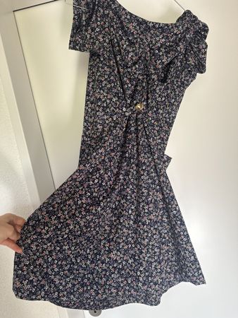 Spezielles vielseitiges Kleid 👗