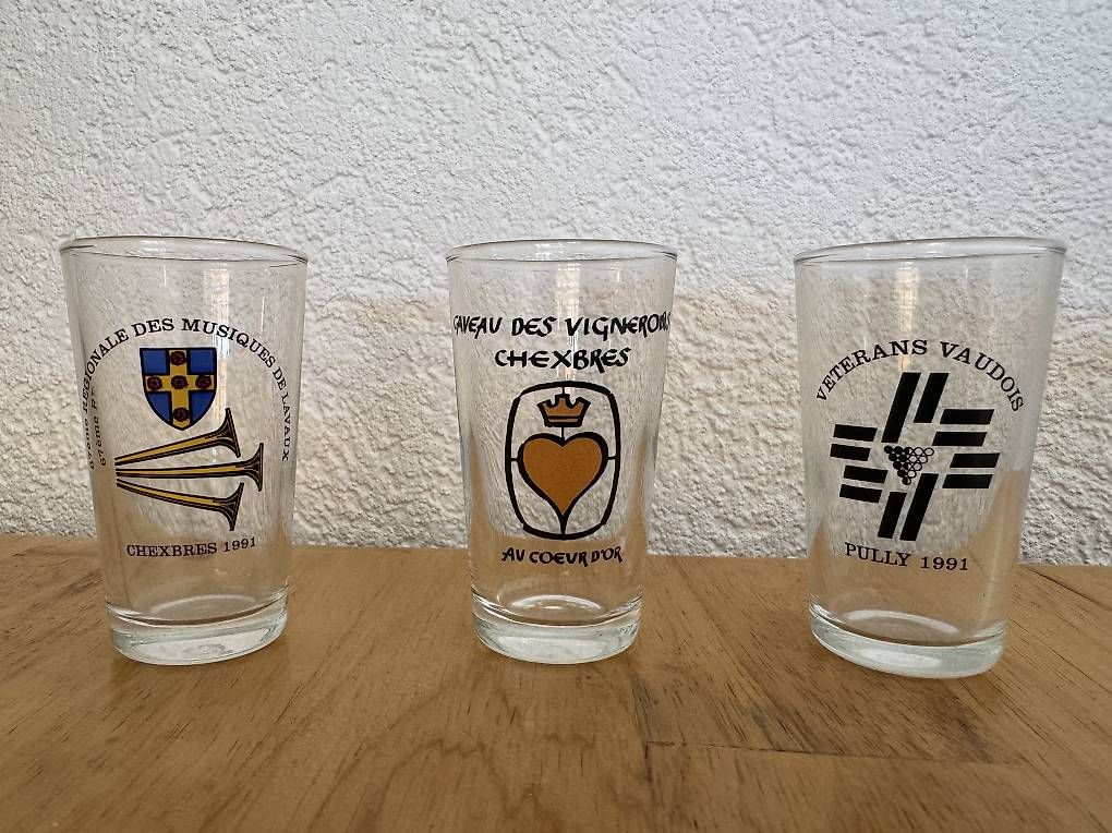 Bicchieri: Collection de 50 petits verres à vin – Usato da Territet venduto da mis_p856 4