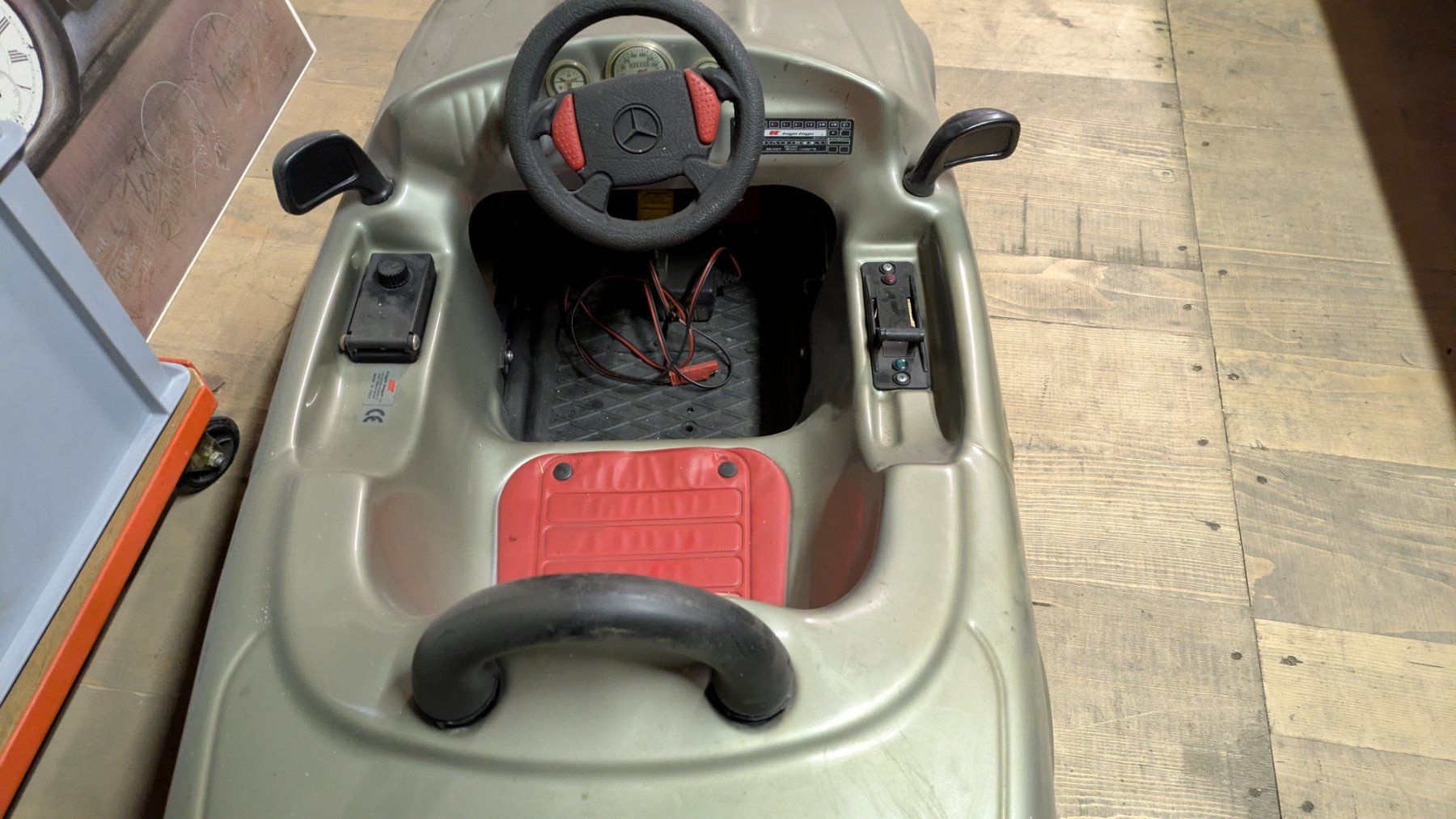 Veicoli per bambini: Mercedes SLK Tretauto Electro – Usato da Uesslingen venduto da 1992benz 2