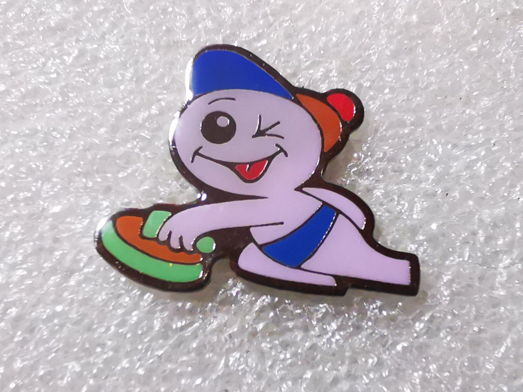 Placchette & Badge: Ansteckpin 123: Maga Bio – Usato da Oppligen venduto da Pin-Fall-Shop