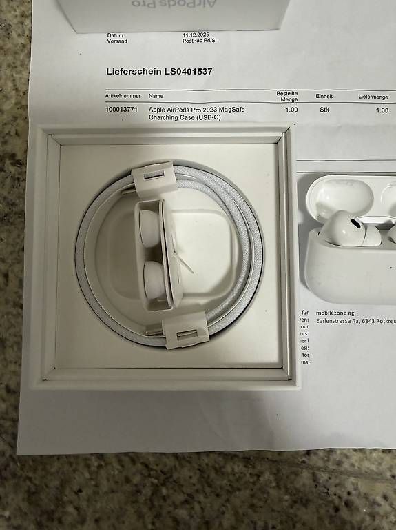 Cuffie: AirPods Pro (2. Generation) mit MagSafe Ladecase  – Usato da Zürich venduto da meti1975 3