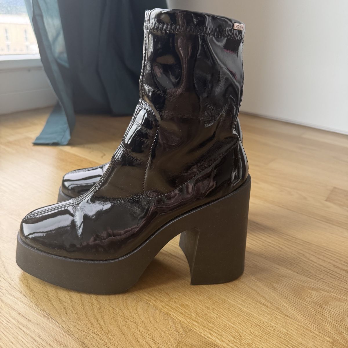 Mexx Scarpe da donna: Mexx Black Platform Boots, Size 38 – Usato da Fribourg venduto da ksu_65bh 5