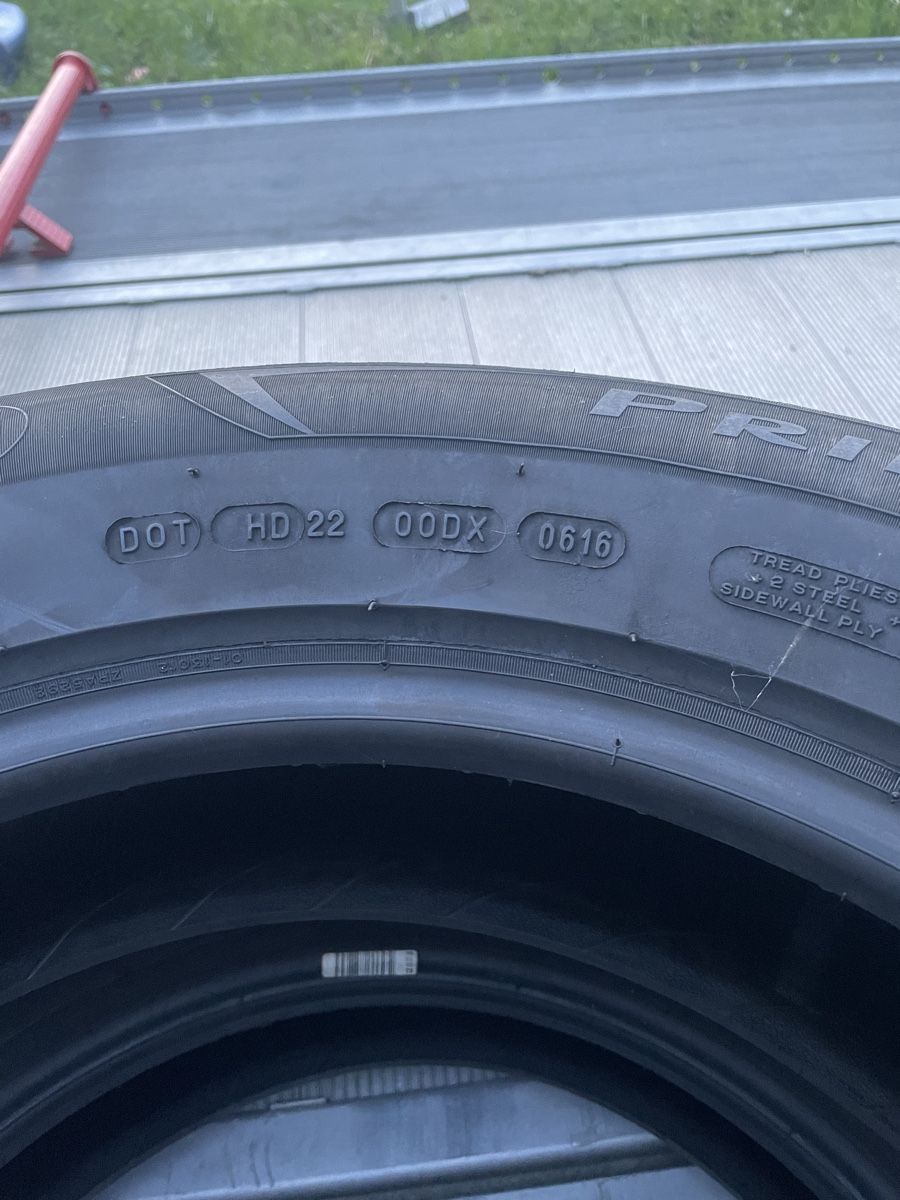 Pneumatici & Ruote complete: Pneu 215/65/17 v – Usato da Niederbipp venduto da Baca3 1