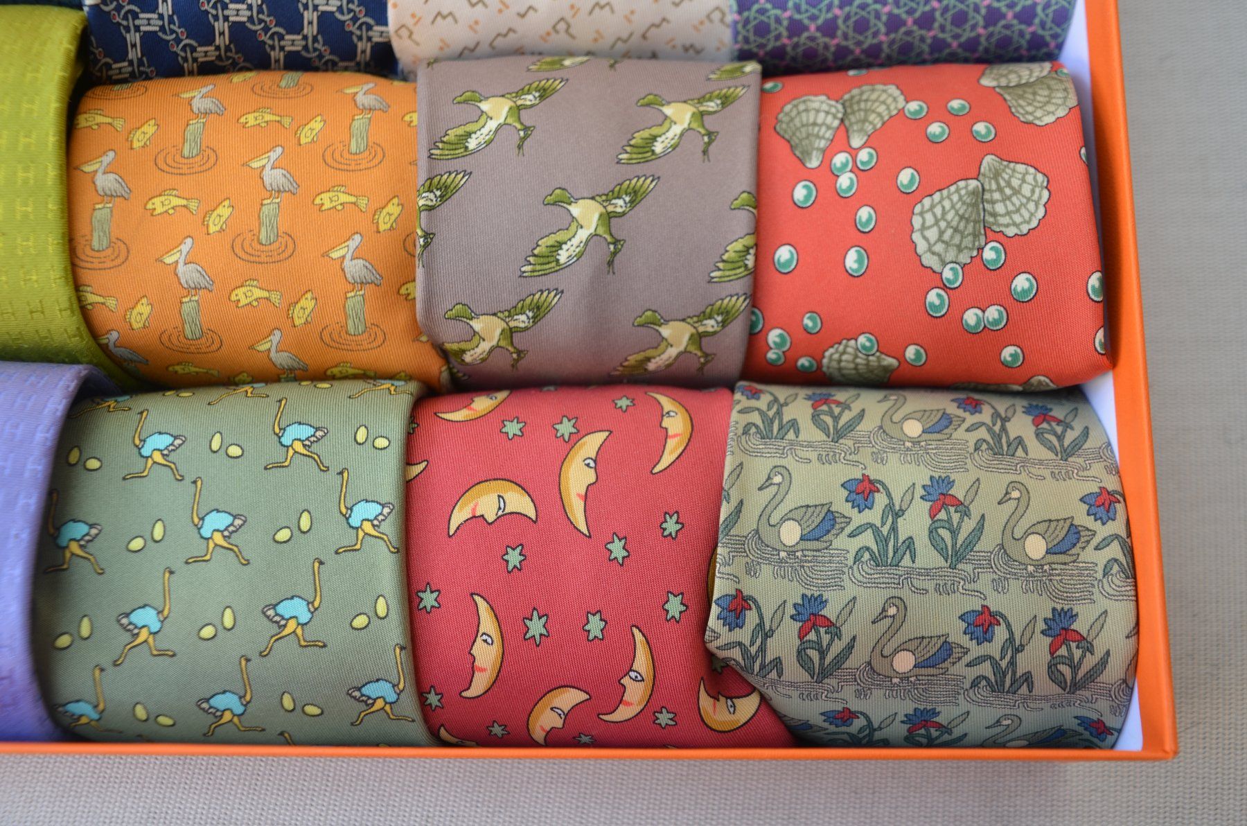 Hermès Cravatte: 12 x Krawatte / Cravate Hermès  Soie/ Seide – Usato da Collonges venduto da Auganien 4