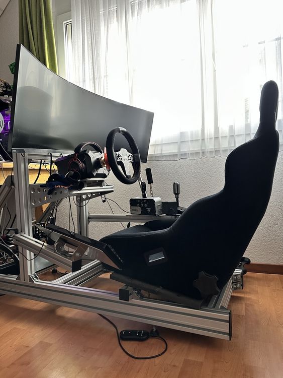 Komplettes Simracing Rig Fanatec DD2/G9 Neo (Gebraucht) in Längenbühl ...