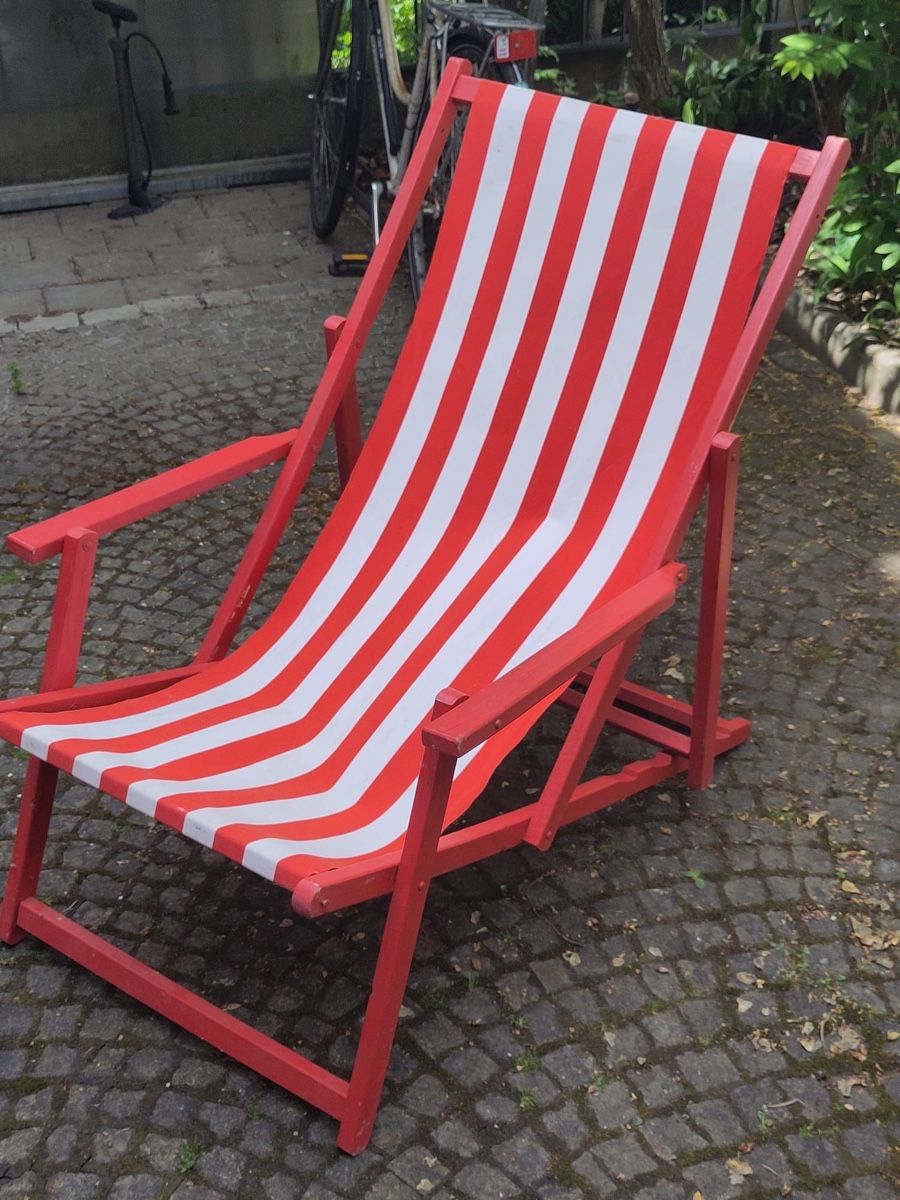Stühle: 2 Liegestühle   – Gebraucht aus Langenthal von Tateammann
