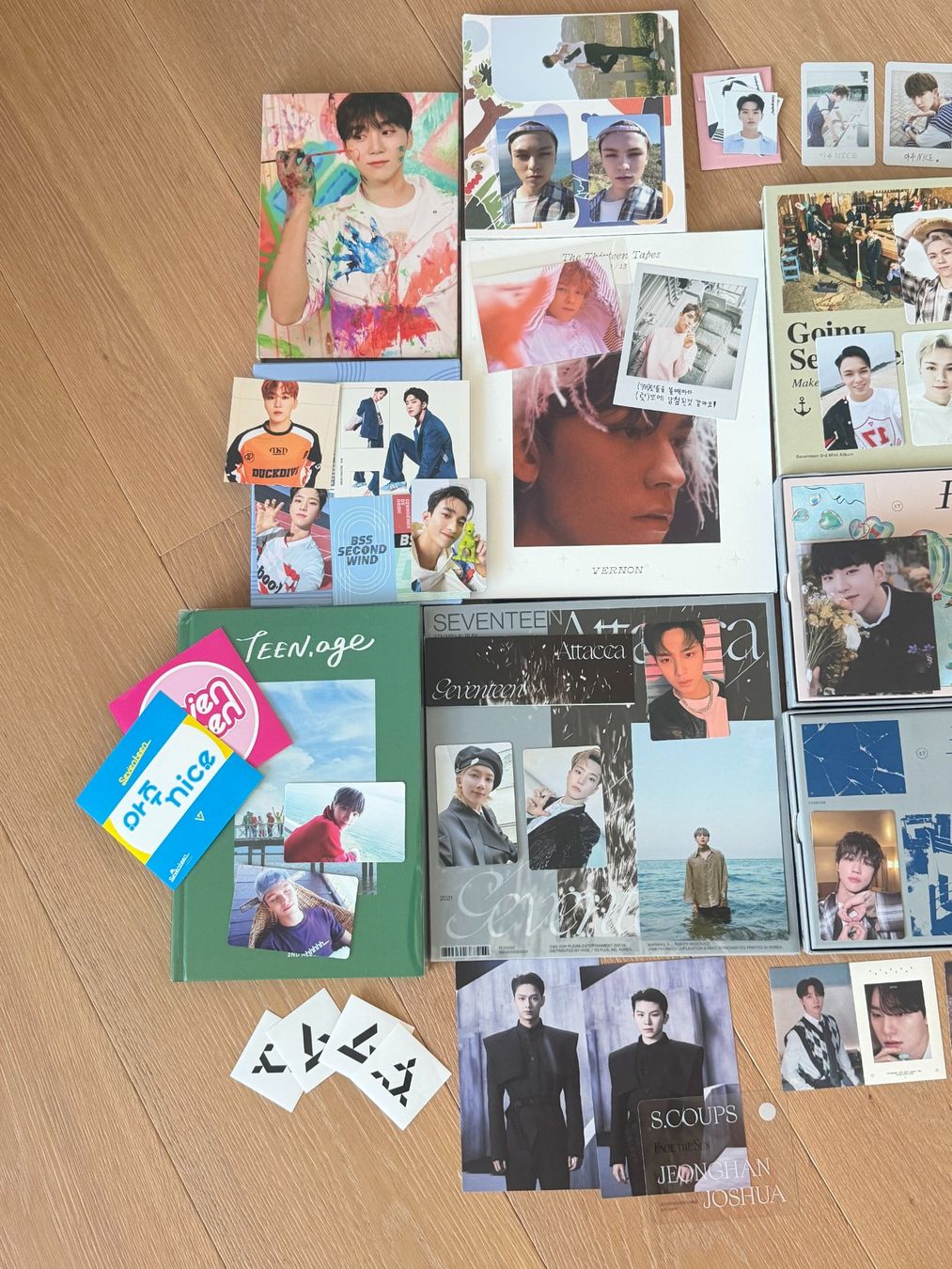 CD: Seventeen albums + photocards – Usato da Dübendorf venduto da alice_11 2