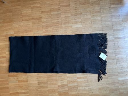 Carven Grosser Schal aus 100% Wolle