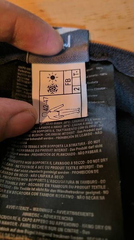 Protezioni & Imbottiture: Rückenpanzer DAINESE – Usato da Winterthur venduto da Noah_Maghrebi 1