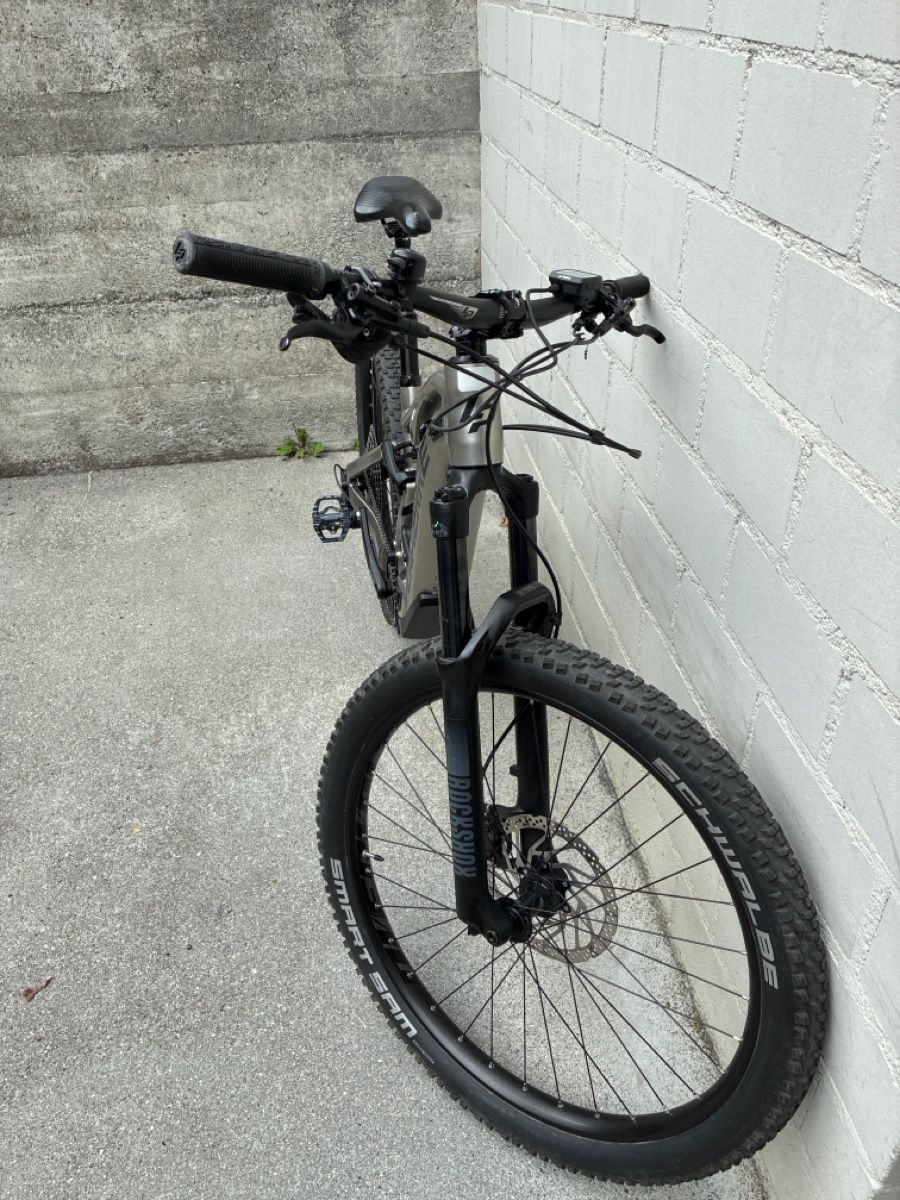 Lapierre Biciclette: E-MTB Lapierre Fully – Usato da Frutigen venduto da Falkenstrasse 3