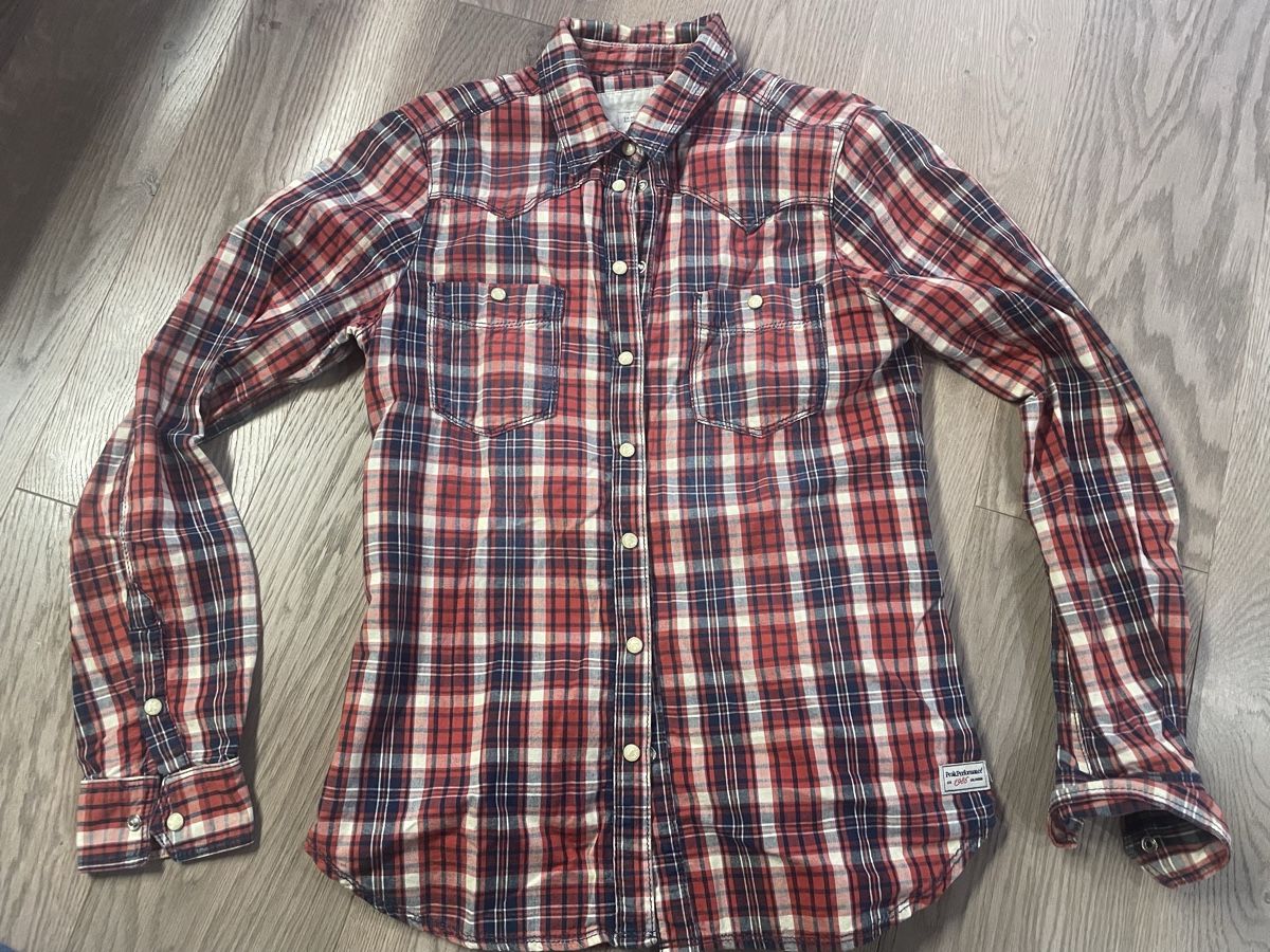 Peak Performance Blusen: Peak Performance Bluse S – Gebraucht aus Hergiswil NW von natejuke