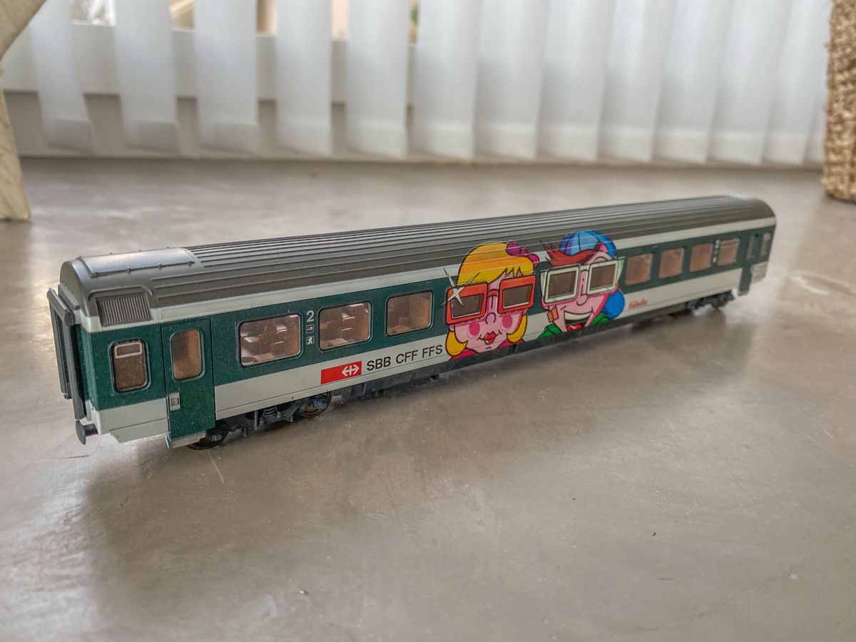 Roco Modellini di ferrovie: Roco EW IV famille – Usato da Font venduto da TrainspottersuisseHo