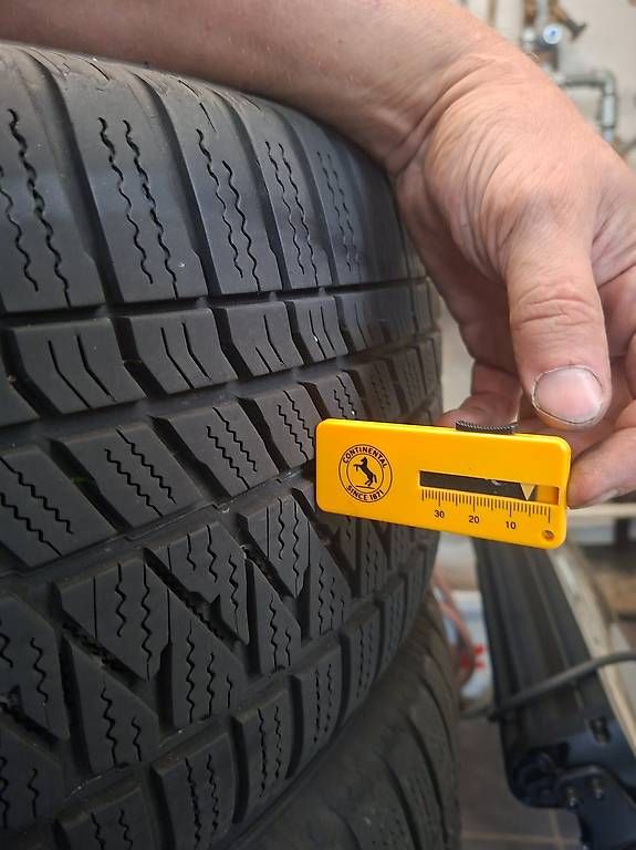 Pneus & Kompletträder: Winterräder Original Jeep  – Gebraucht aus Algetshausen von Jessy800 3