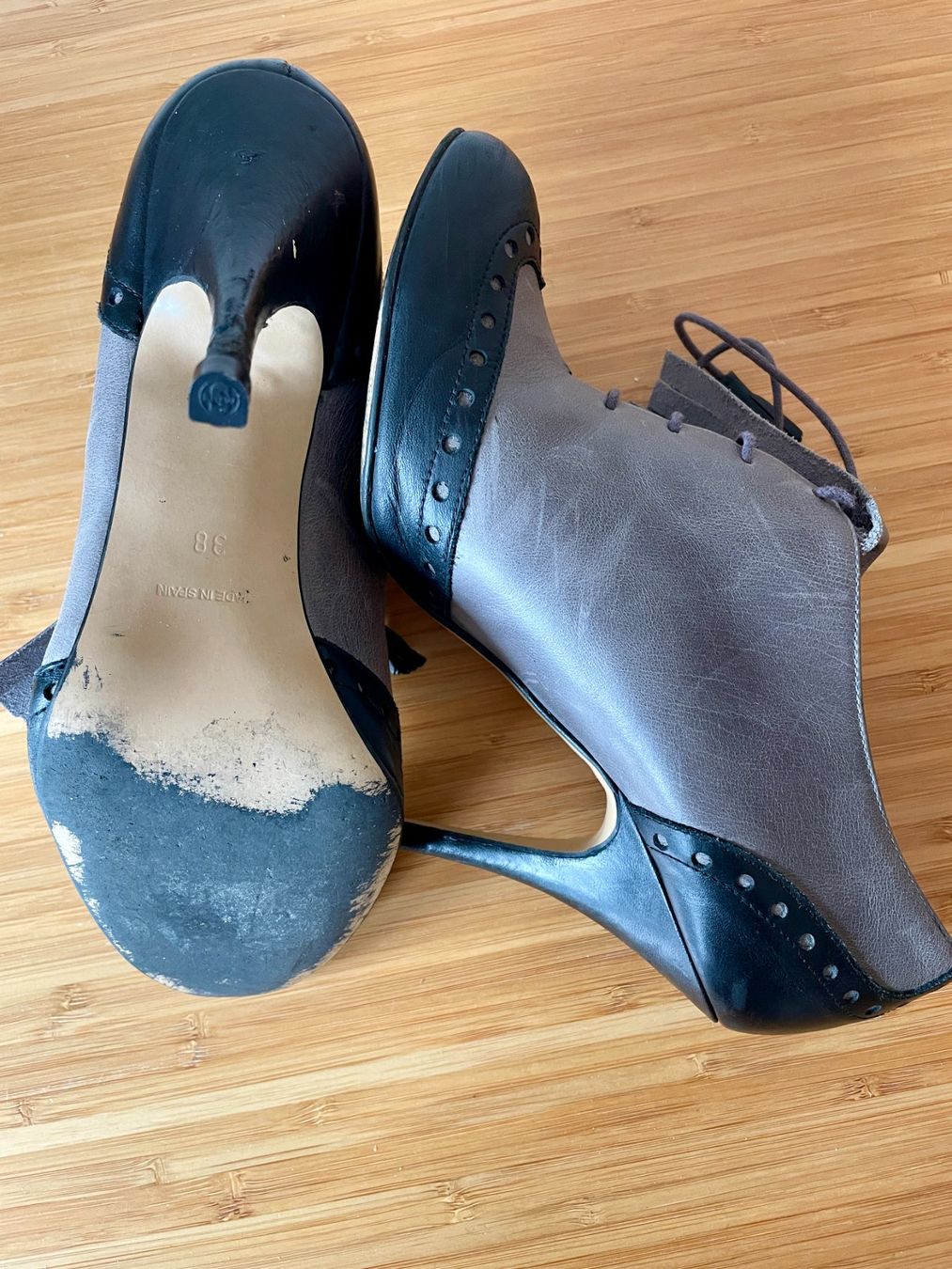 Damenschuhe: Derby à talons - Cuir souple italien – Gebraucht aus Gais von ann_5jlh 2