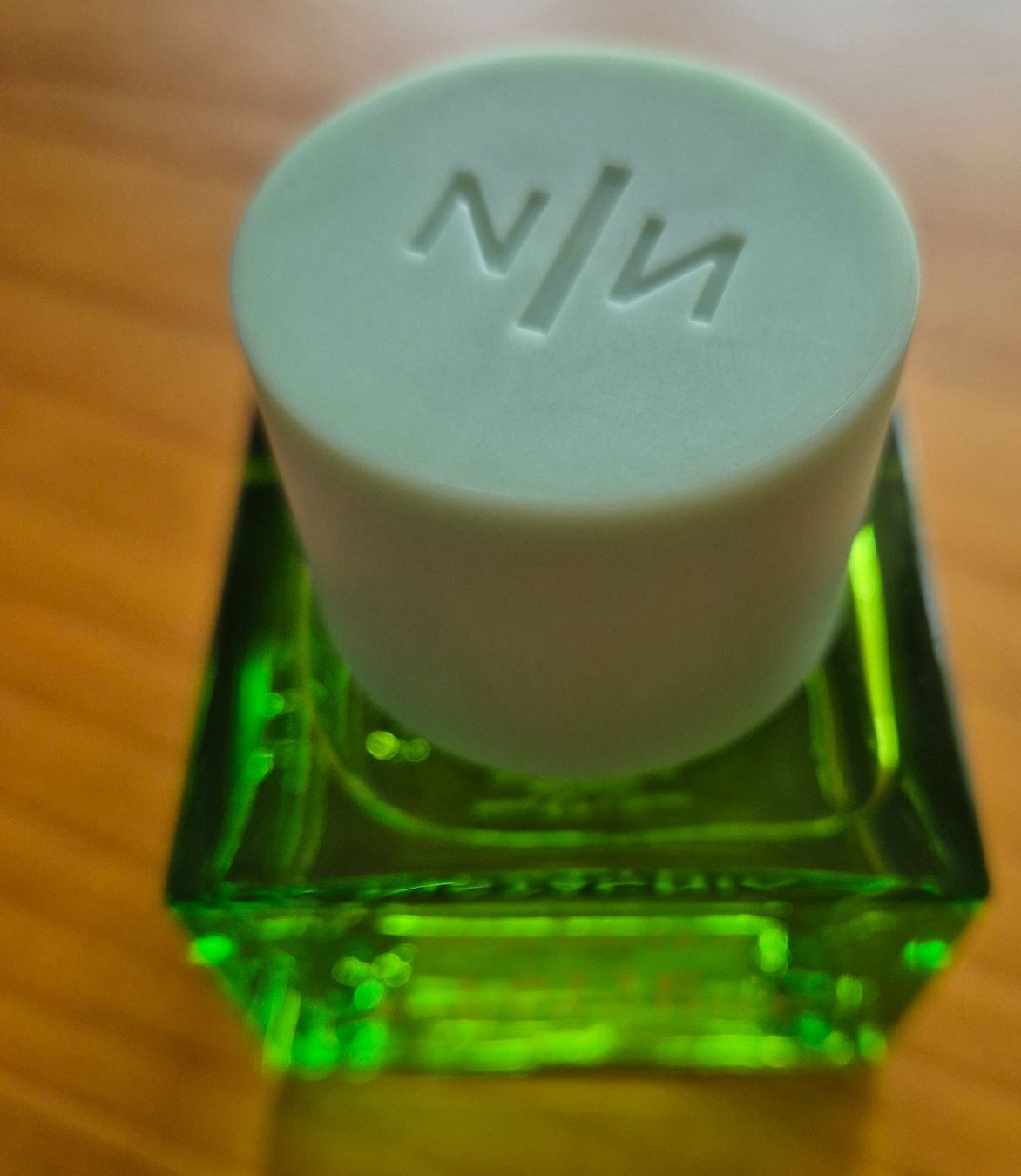 Profumi & Eau de Toilette: Latte Pistachio – Usato da Zug venduto da Christina.M9 3
