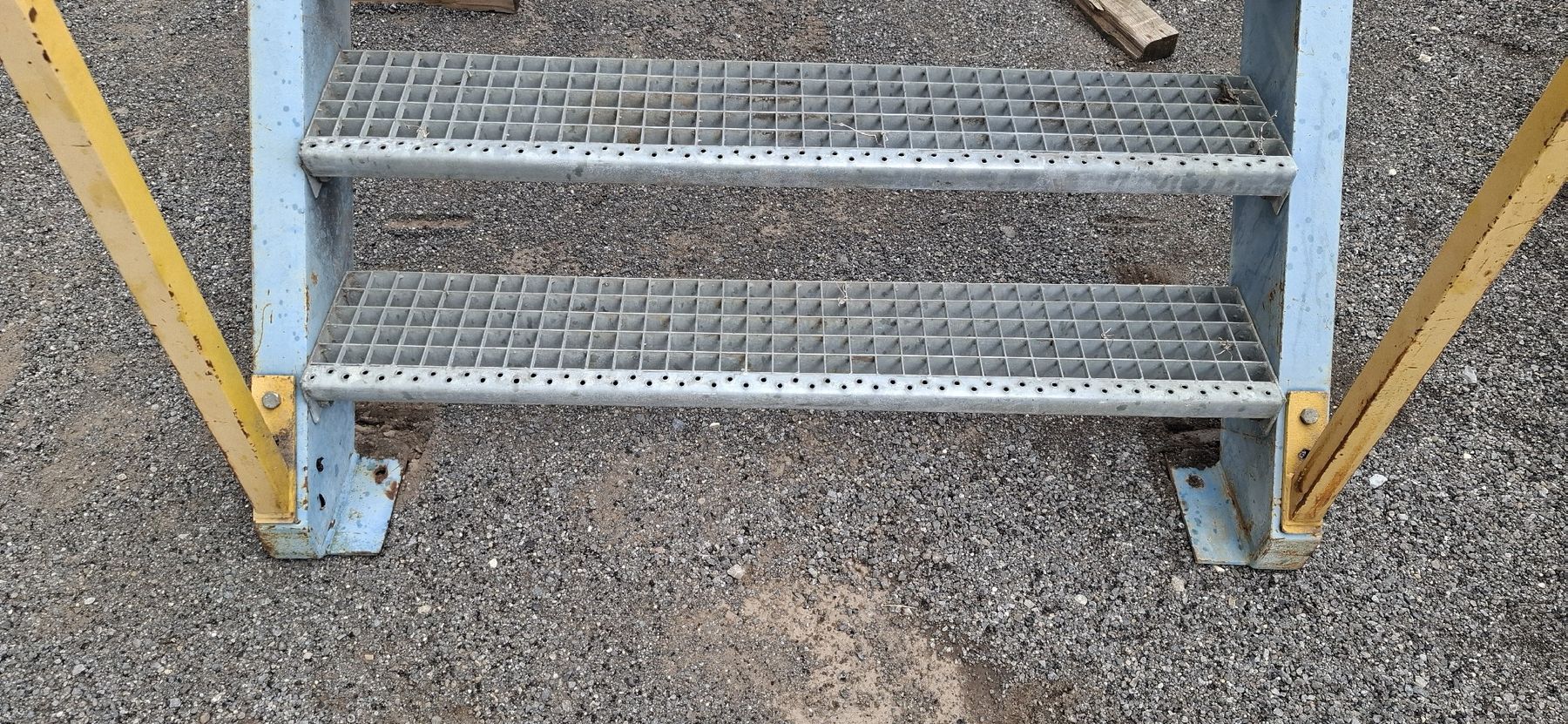 Scale: Treppe mit Geländer – Usato da Reichenbach i. K. venduto da Wskorpion 4