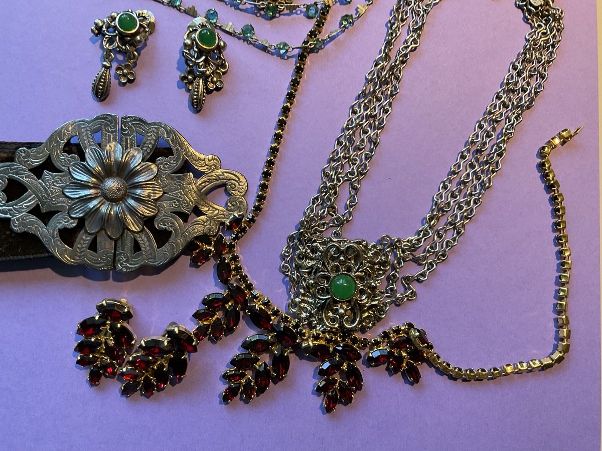 Autres bijoux: Schmuckstücke – D'occasion à Winterthur par Bellavista123 2