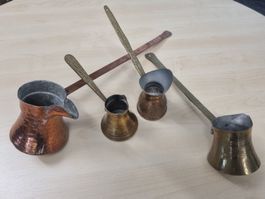 4 x Antike Mokkakocher, Messing, z.b. Gravur Sarajevo 60er