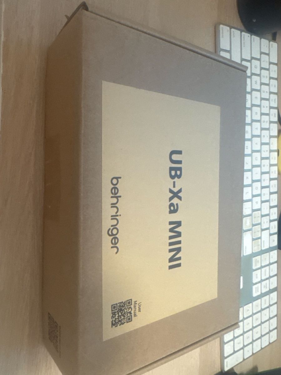 Behringer Instruments de musique: Behringer UB-Xa Mini Analog Synthesizer - Great Condition! – Neuf (Voir description) à Paudex par mrh_6wwk 2