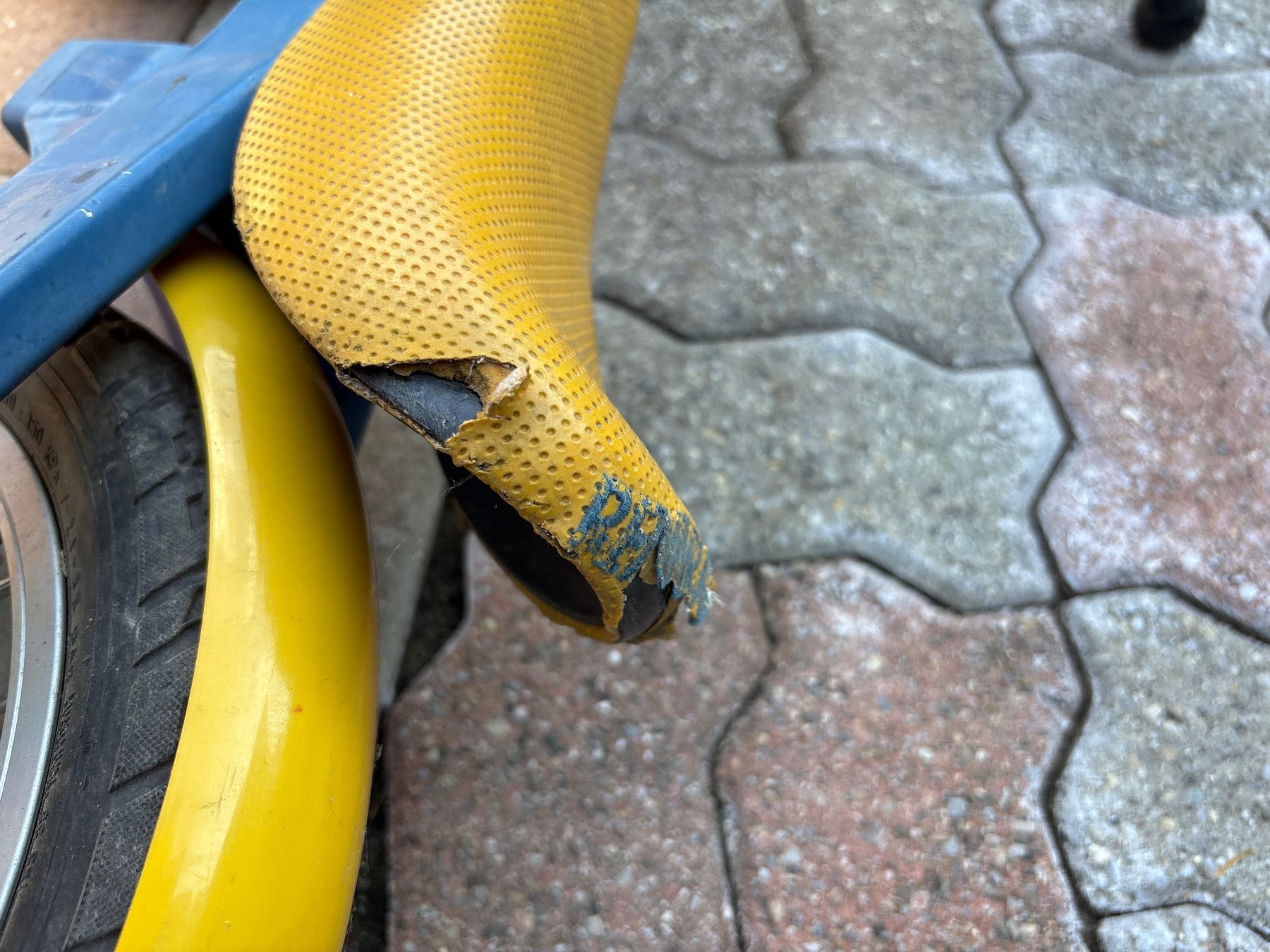 Véhicules pour enfants: Laufrad / Fahrrad – D'occasion à Schaffhausen par luk_8ny5 2