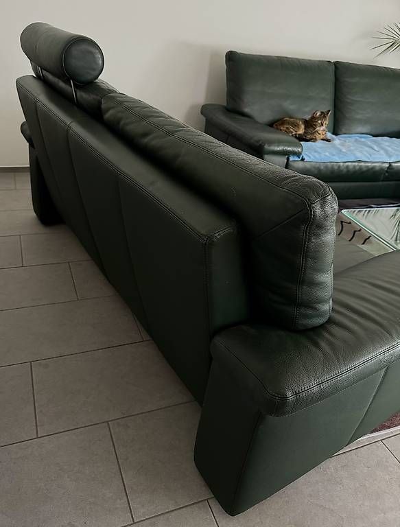Divani: 2x Ledersofa & 2x Lederhocker – Usato da Baden venduto da laurent2025 2