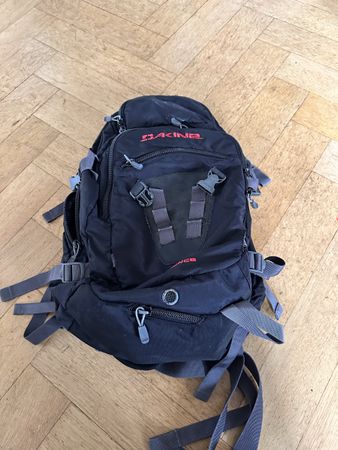 Dakine Wanderrucksack, ideal für Herbstwanderungen!