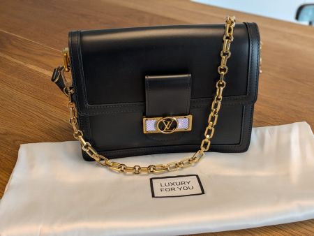 Louis Vuitton Dauphine MM – Kalbsleder Schwarz (M55821)
